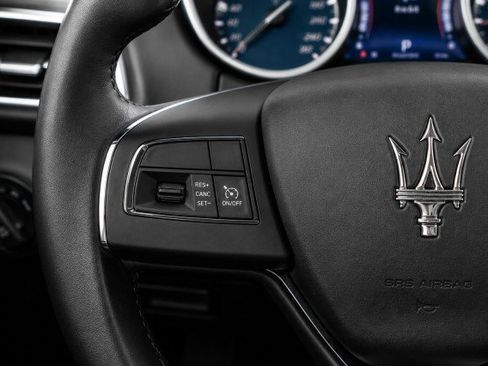 Used 2019 Maserati Ghibli S Q4 AWD/4WD image 13