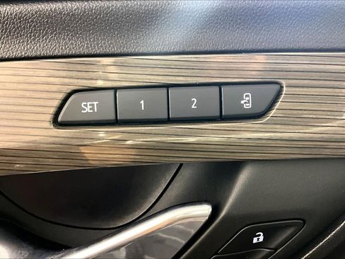 Used 2023 GMC Terrain Denali w/ Black Diamond Edition image 34