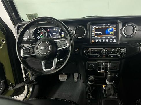 Used 2022 Jeep Wrangler Unlimited Sahara w/ Cold Weather Group image 33