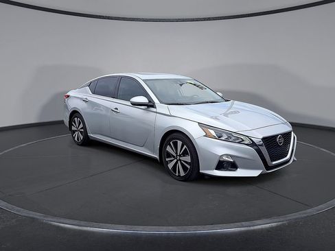 Used 2022 Nissan Altima 2.5 SL FWD image 7