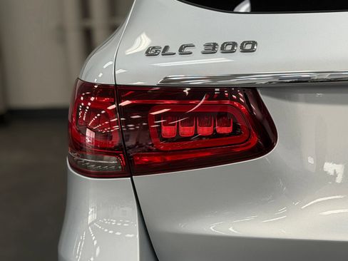 Certified 2022 Mercedes-Benz GLC 300 4MATIC image 13