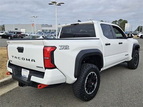 New 2025 Toyota Tacoma TRD Off-Road image 11