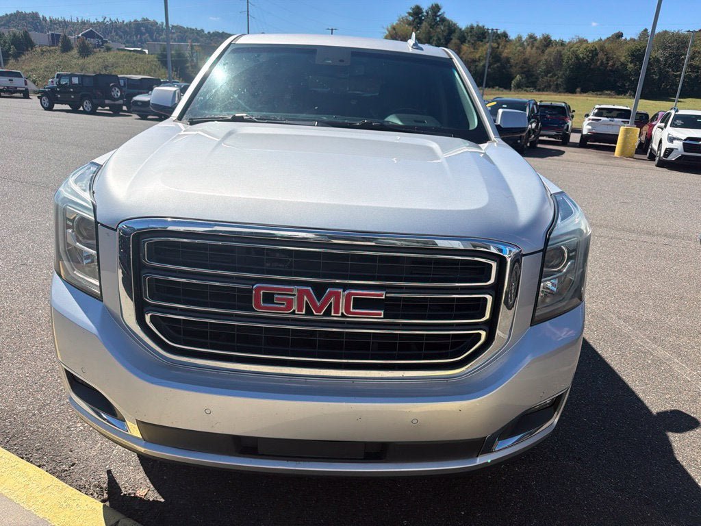 Used 2019 GMC Yukon XL SLT w/ Open Road Package AWD/4WD image 6