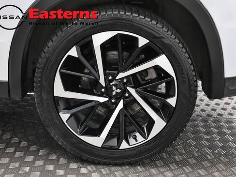 Used 2024 Mitsubishi Outlander SE AWD/4WD image 33