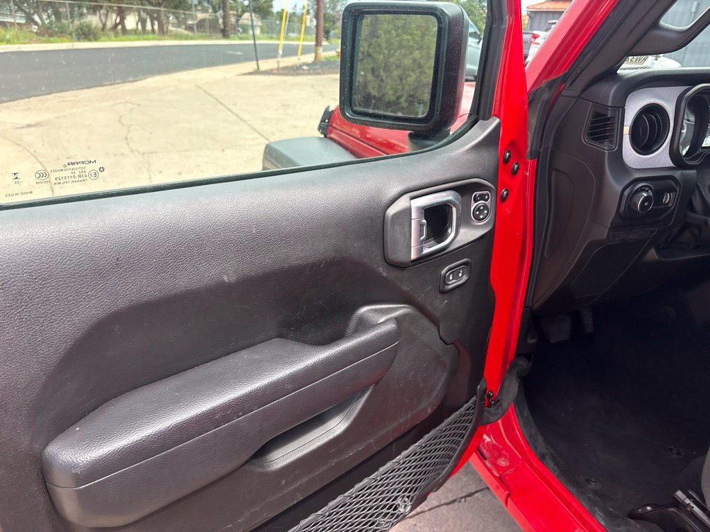 Used 2024 Jeep Wrangler Unlimited Sport AWD/4WD image 16