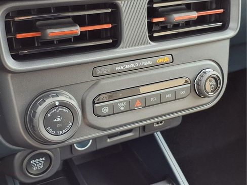 New 2026 Ford Maverick Lariat w/ 4K Tow Package image 9