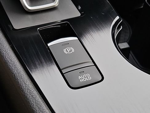 Certified 2024 Nissan Rogue SV w/ SV Premium Package image 23