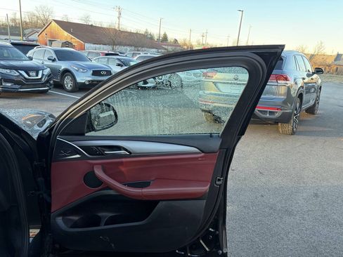 Used 2019 BMW X4 xDrive30i w/ M Sport Package 2 AWD/4WD image 24