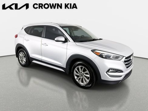 Used 2018 Hyundai Tucson SEL Plus FWD image 3