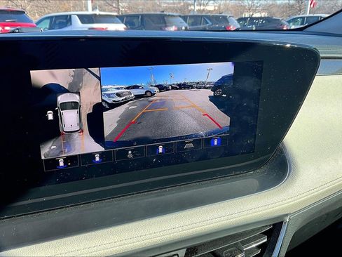 Used 2024 Buick Encore GX Avenir w/ Avenir Technology Package image 18