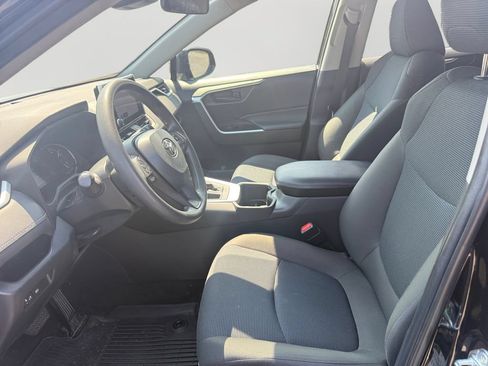 Used 2023 Toyota RAV4 LE FWD image 23