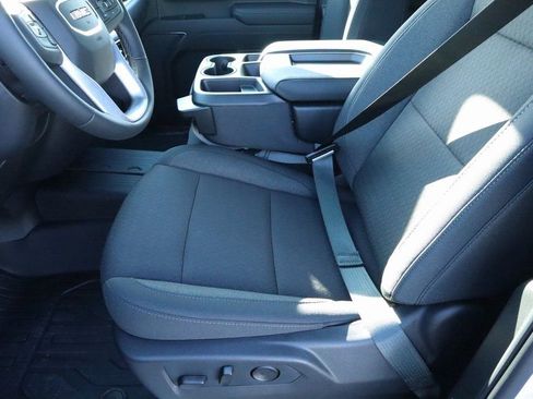 New 2026 GMC Sierra 1500 SLE w/ Max Trailering Package image 13