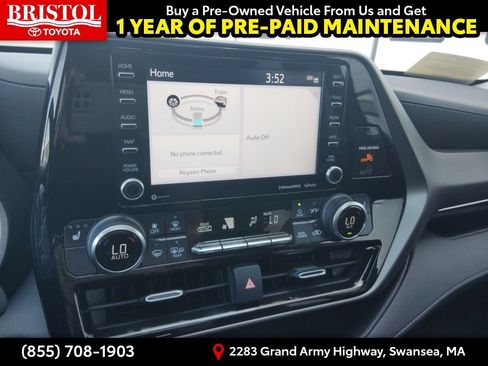 Used 2022 Toyota Highlander XLE AWD/4WD image 26