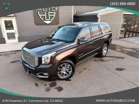 Used 2017 GMC Yukon Denali w/ Open Road Package image 2