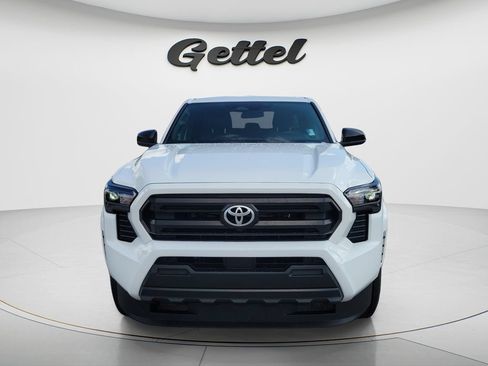 Certified 2025 Toyota Tacoma SR RWD image 2