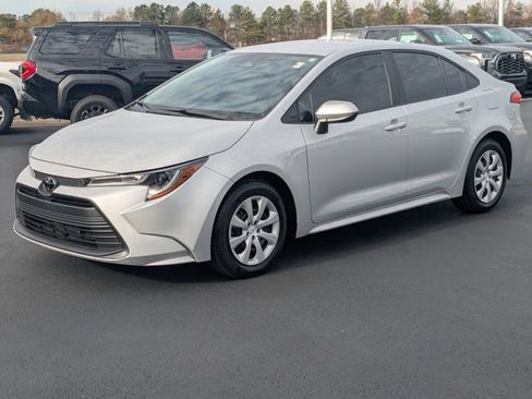 Certified 2024 Toyota Corolla LE image 8