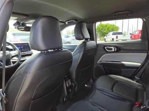 Used 2024 Jeep Compass Limited AWD/4WD image 24