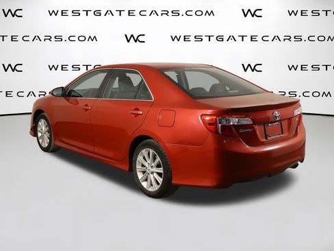 Used 2014 Toyota Camry SE FWD image 41