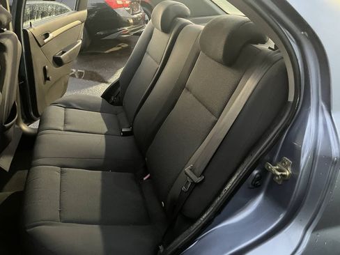 Used 2007 Chevrolet Aveo LS FWD image 28