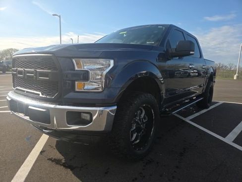 Used 2016 Ford F150 XLT w/ Equipment Group 302A Luxury image 3