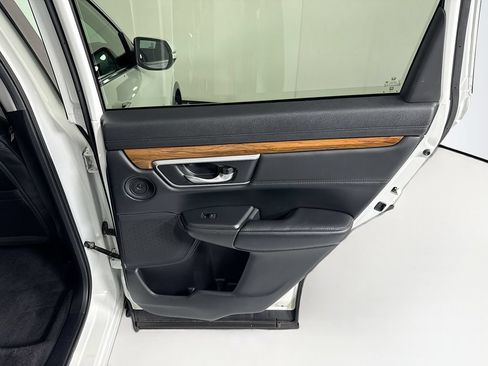 Used 2019 Honda CR-V Touring image 27