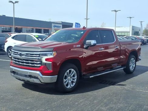 Used 2025 Chevrolet Silverado 1500 LTZ w/ Technology Package AWD/4WD image 3