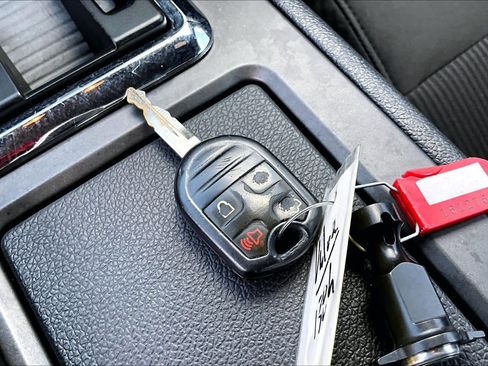 Used 2012 Ford Mustang Coupe RWD image 15