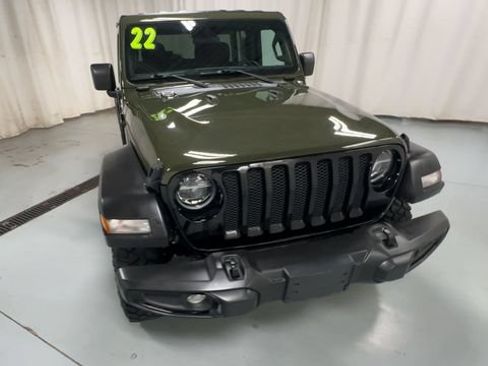 Used 2022 Jeep Wrangler Unlimited Sport AWD/4WD image 3