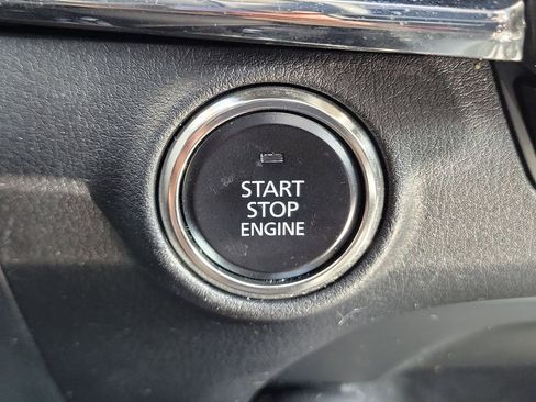 Used 2022 MAZDA MAZDA3 s image 30