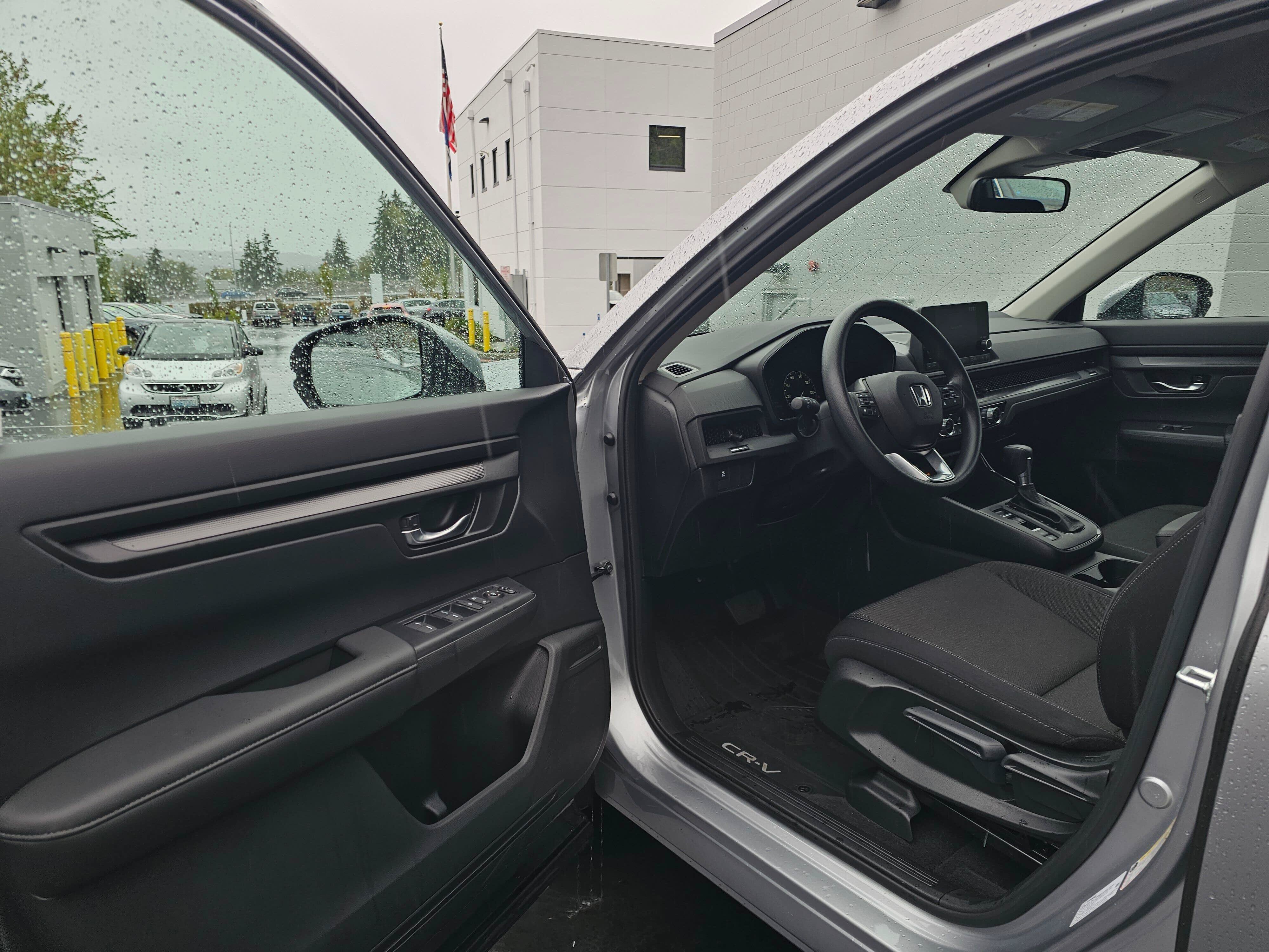 Used 2024 Honda CR-V LX image 23