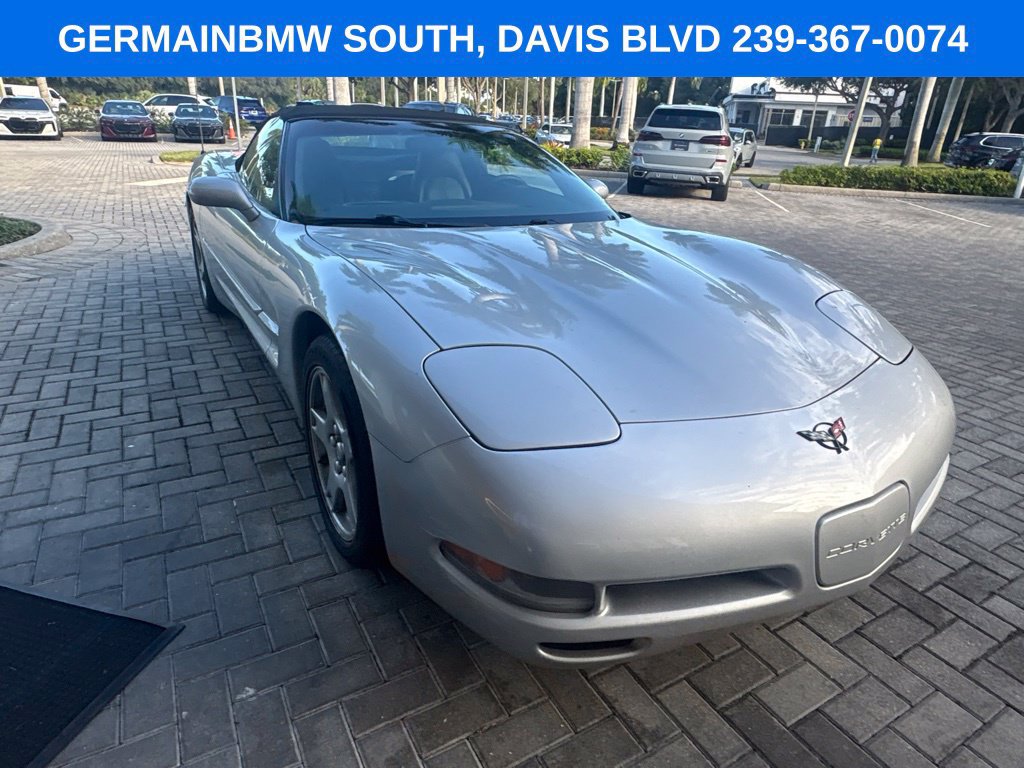 Used 1999 Chevrolet Corvette Convertible RWD image 18