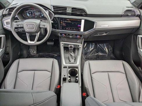 New 2025 Audi Q3 2.0T Premium image 13