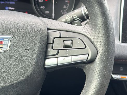 Used 2022 Cadillac XT4 Sport image 24