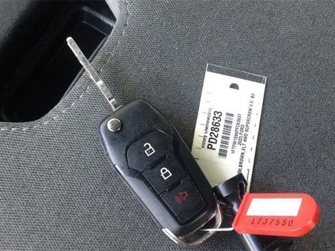 Used 2023 Ford F150 XLT image 35