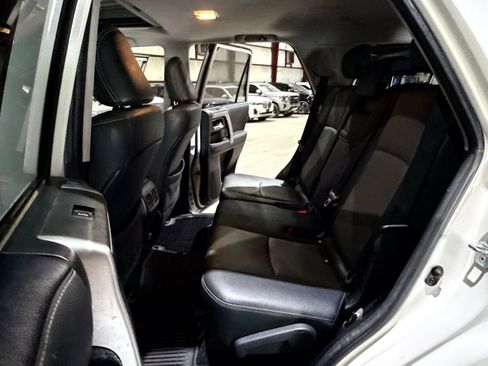 Used 2023 Toyota 4Runner SR5 Premium w/ Moonroof Package AWD/4WD image 17