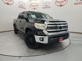 Used 2017 Toyota Tundra SR5 w/ SR5 Upgrade Package RWD video 1