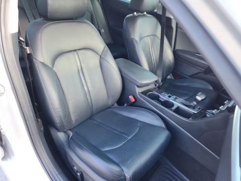 Used 2020 Kia Optima Premium image 16