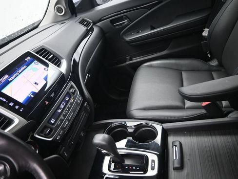 Used 2018 Honda Ridgeline RTL-E image 16