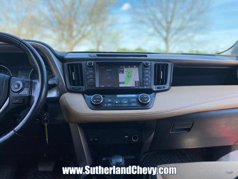 Used 2017 Toyota RAV4 XLE FWD image 24