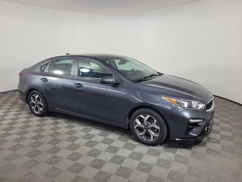 Used 2021 Kia Forte LXS FWD image 11