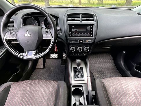 Used 2019 Mitsubishi Outlander Sport LE image 7