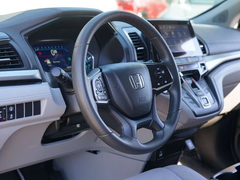 Used 2021 Honda Odyssey EX image 13