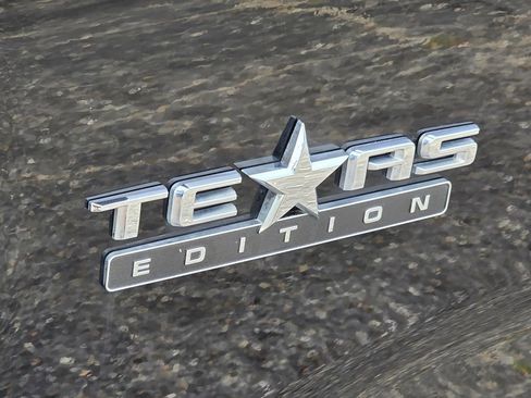 Used 2021 Chevrolet Silverado 1500 LT w/ Texas Edition Plus RWD image 29