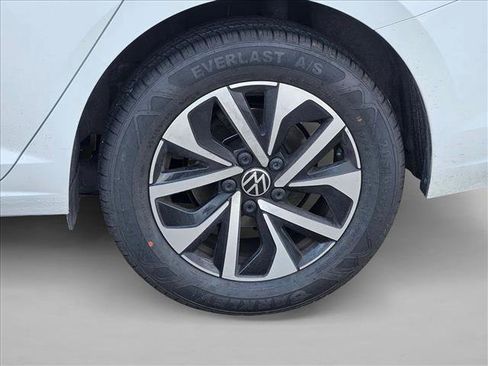 Used 2024 Volkswagen Jetta S image 14