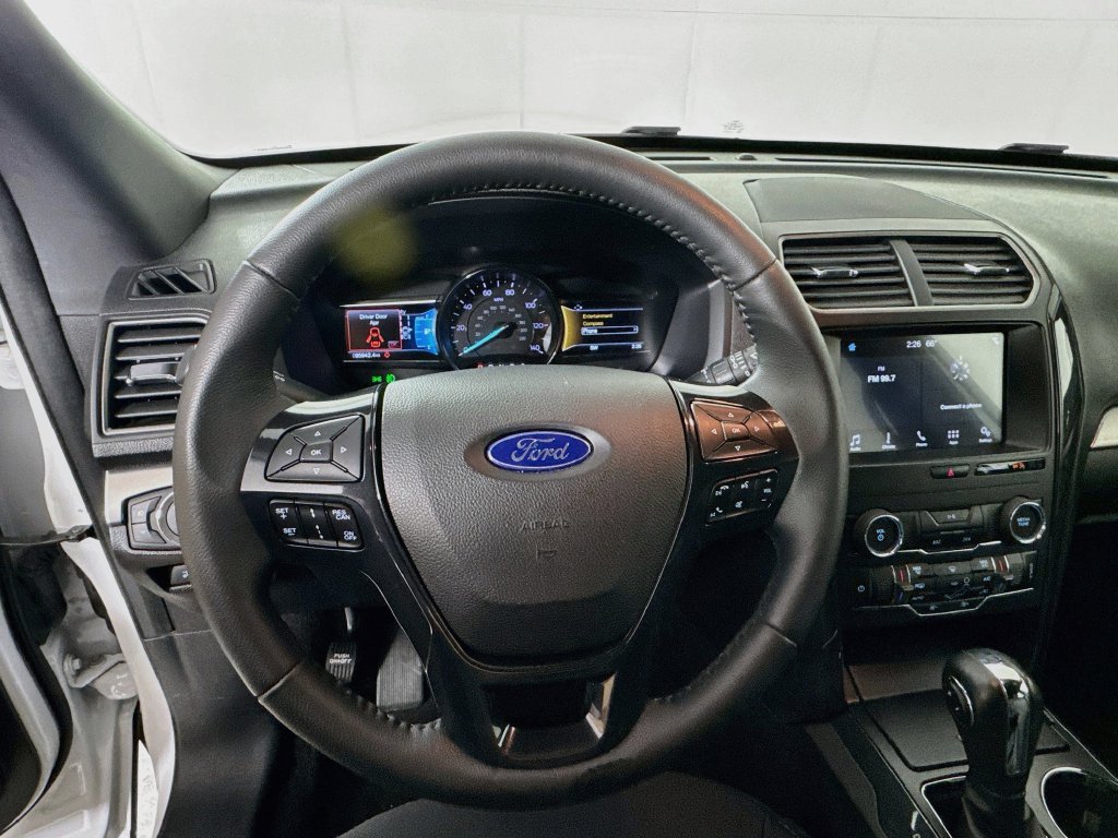 Used 2019 Ford Explorer XLT w/ Equipment Group 201A FWD image 11