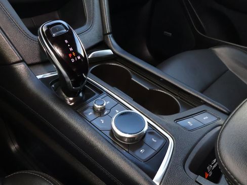 Used 2025 Cadillac XT5 Premium Luxury image 29