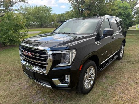 Used 2021 GMC Yukon SLT AWD/4WD image 1