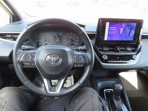 Used 2024 Toyota Corolla SE image 14