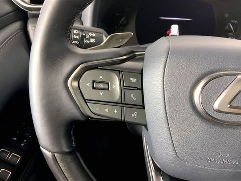 Certified 2024 Lexus LX 600 4WD w/ Appearance Package image 14