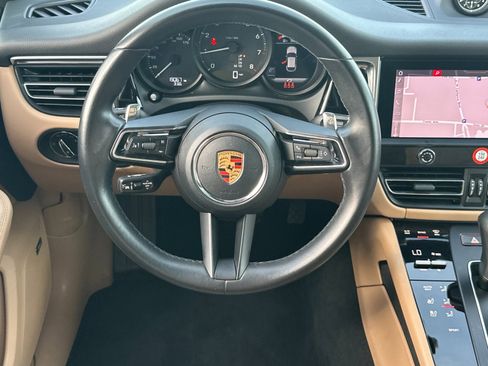 Used 2024 Porsche Macan w/ Premium Plus Package image 14